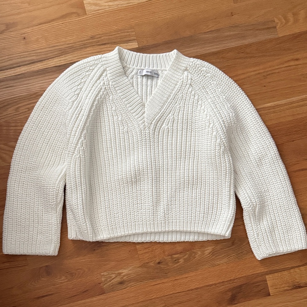 Size XS white mango sweater worn once